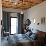 Hotel Two Flowers